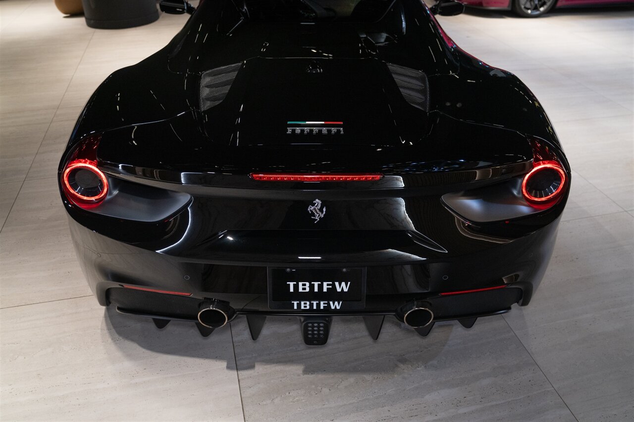 2018 Ferrari 488 Spider   - Photo 14 - Beverly Hills, CA 90212