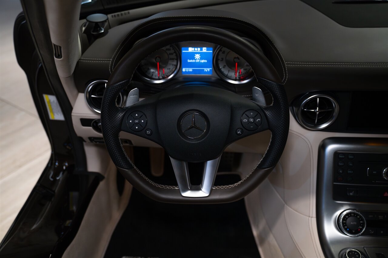 2013 Mercedes-Benz SLS AMG GT - Photo 12 - Beverly Hills, CA 90212