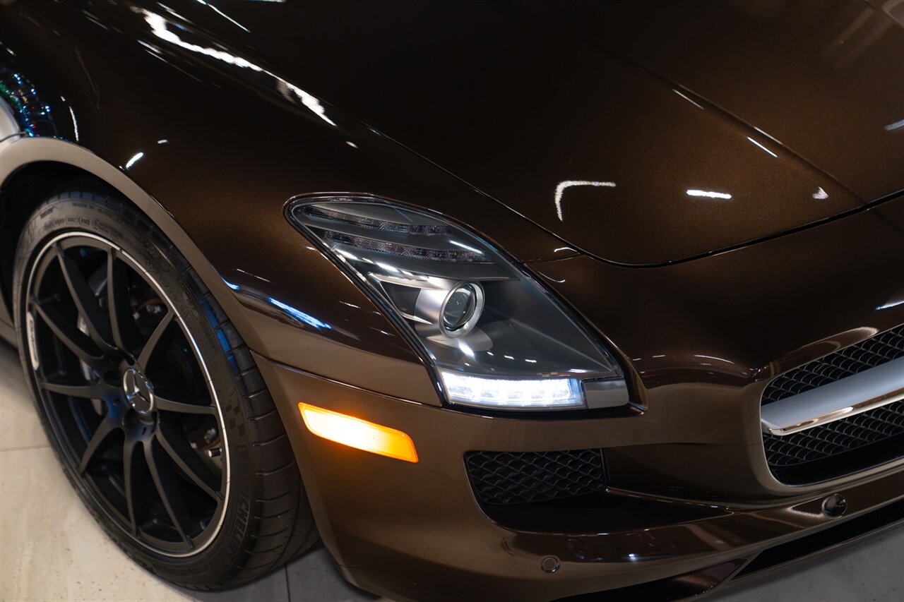 2013 Mercedes-Benz SLS AMG GT - Photo 38 - Beverly Hills, CA 90212