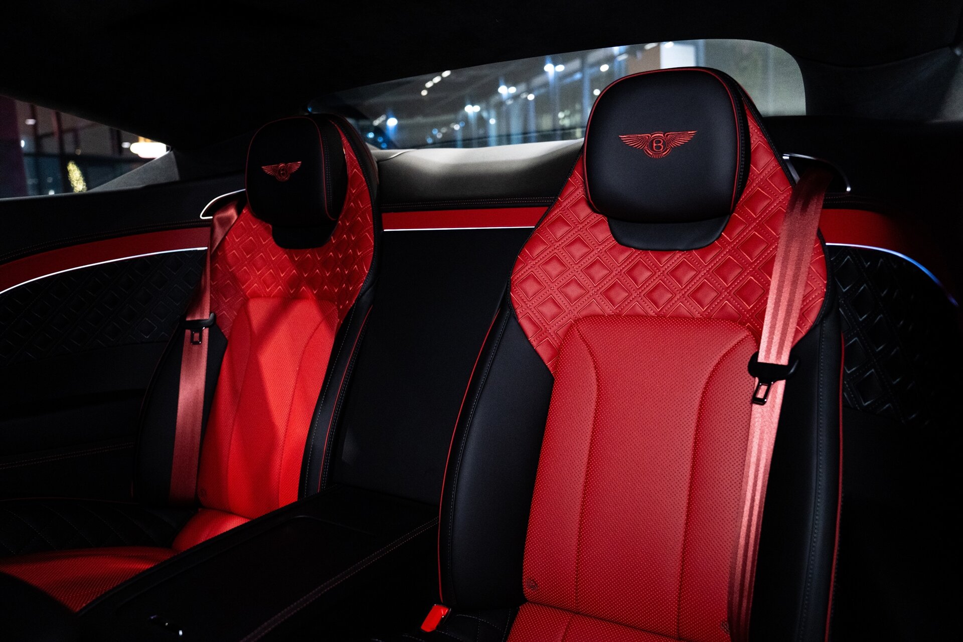 2023 Bentley Continental GT V8 Azure - Photo 17