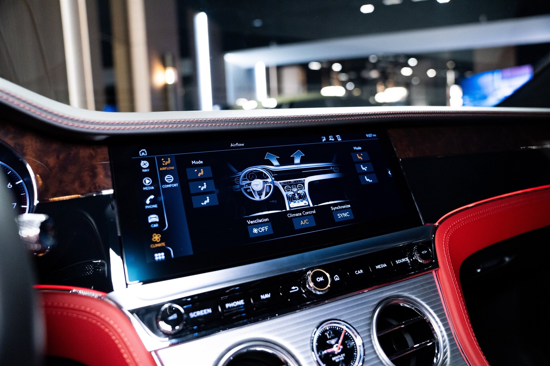 2023 Bentley Continental GT V8 Azure - Photo 14