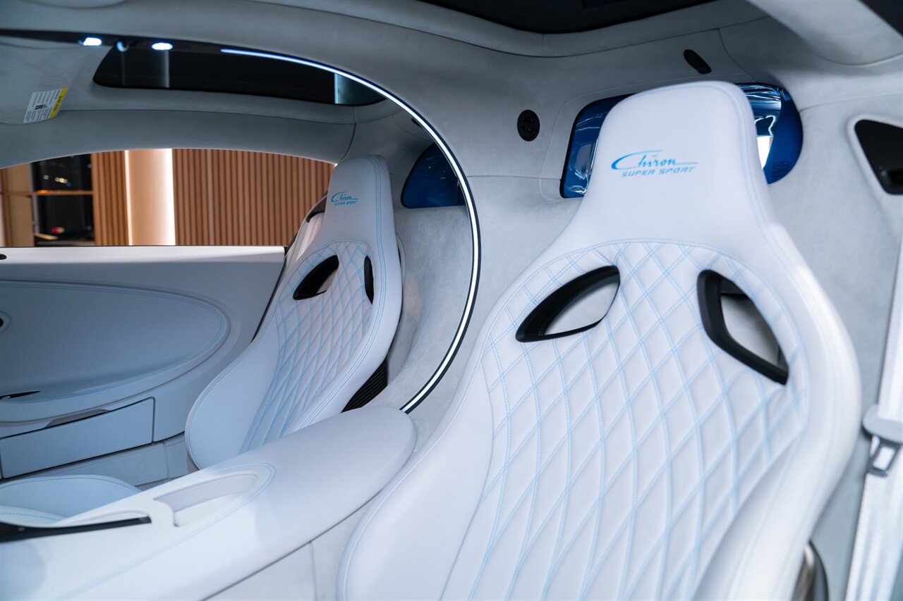 2022 Bugatti Chiron Super Sport   - Photo 27 - Beverly Hills, CA 90212