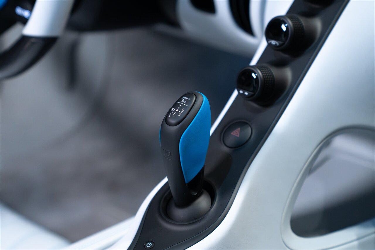 2022 Bugatti Chiron Super Sport   - Photo 83 - Beverly Hills, CA 90212