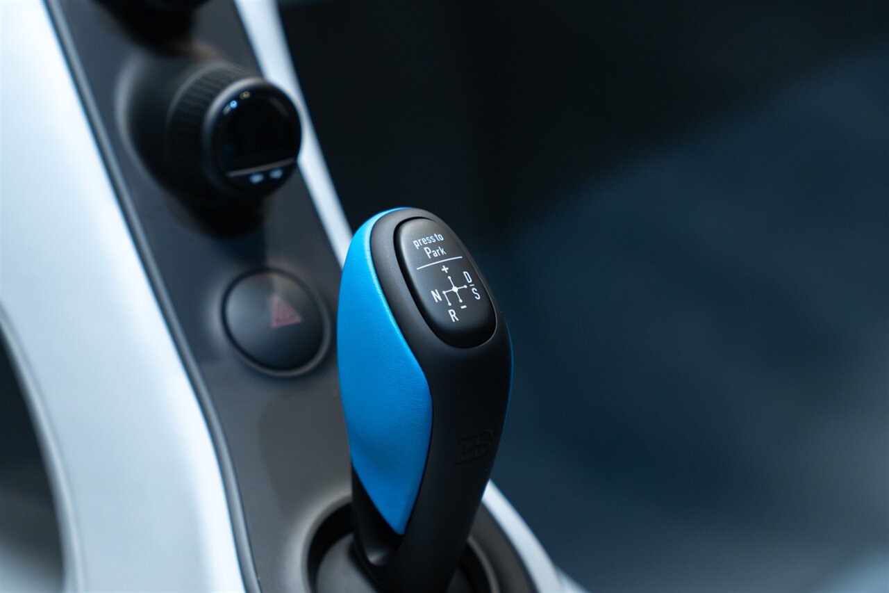 2022 Bugatti Chiron Super Sport   - Photo 84 - Beverly Hills, CA 90212