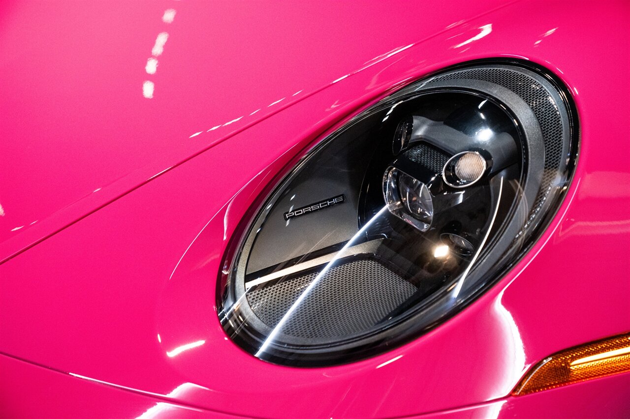 2022 Porsche 911 GT3 Touring   - Photo 10 - Beverly Hills, CA 90212