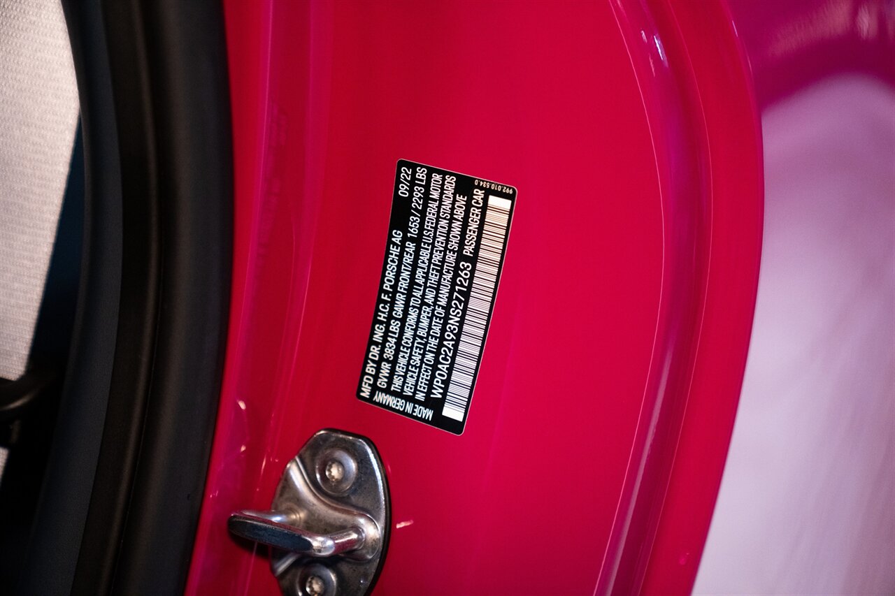 2022 Porsche 911 GT3 Touring   - Photo 18 - Beverly Hills, CA 90212