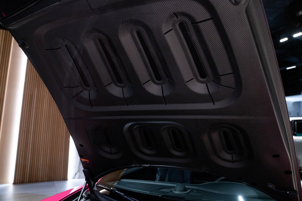 2022 Porsche 911 GT3 Touring   - Photo 21 - Beverly Hills, CA 90212