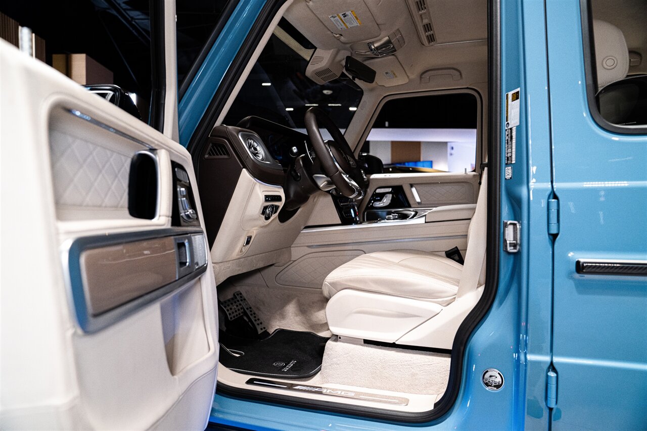 2023 Mercedes-Benz AMG G 63 4x4 Squared BRABUS 700 Widestar   - Photo 18 - Beverly Hills, CA 90212