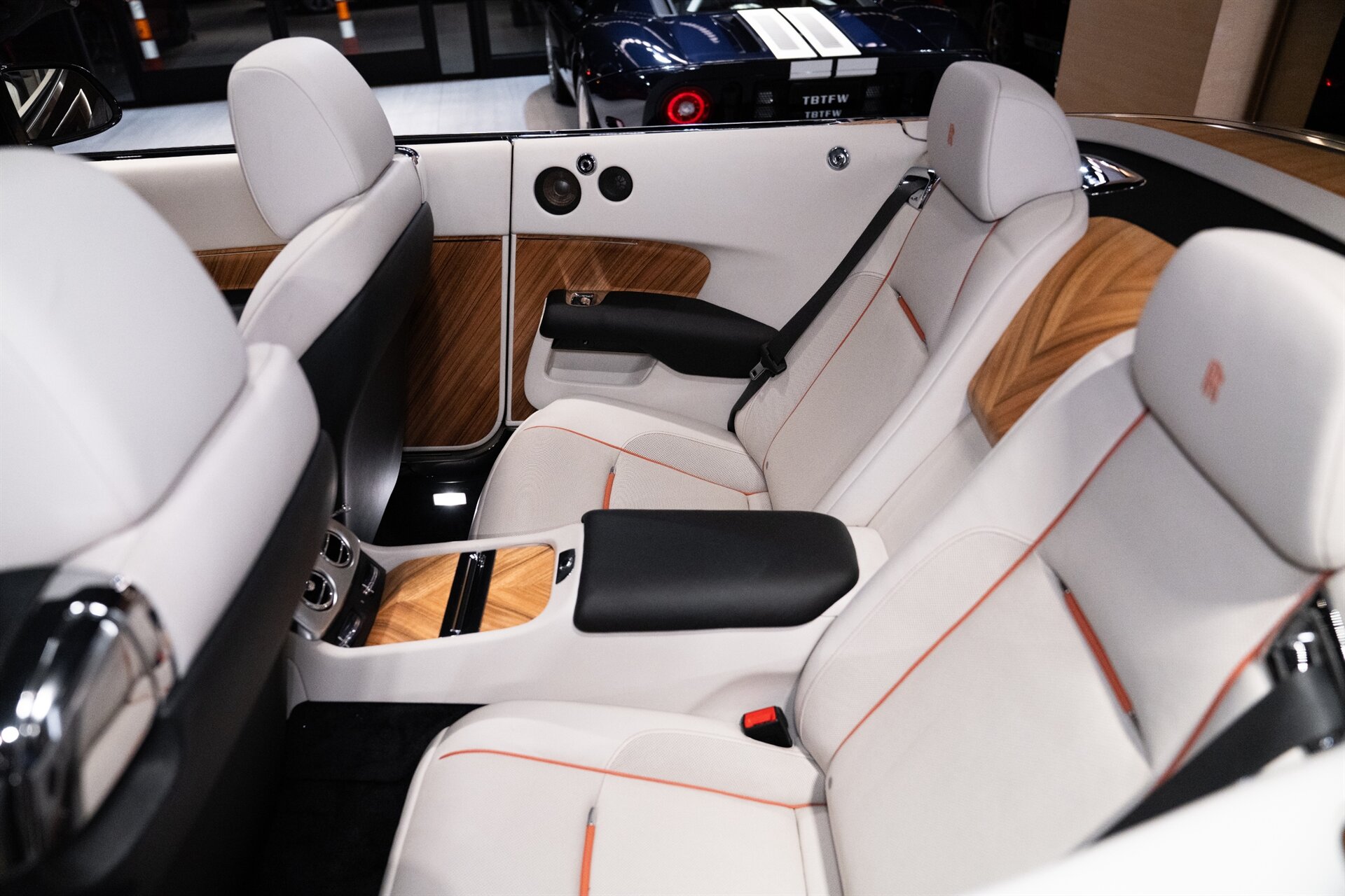2016 Rolls-Royce Dawn - Photo 13