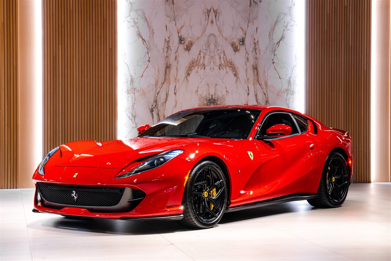 2020 Ferrari 812 Superfast   - Photo 1 - Beverly Hills, CA 90212