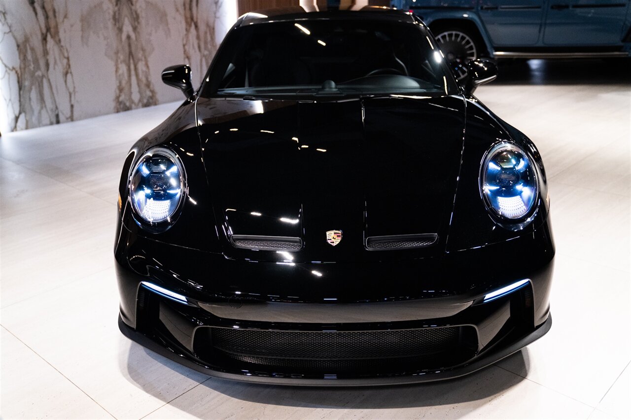 2022 Porsche 911 GT3 Touring - Photo 9 - Beverly Hills, CA 90212