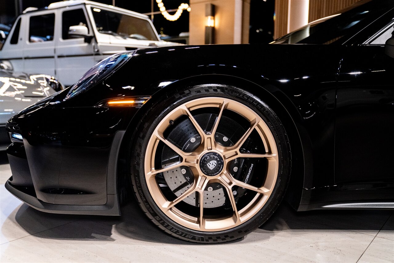 2022 Porsche 911 GT3 Touring - Photo 7 - Beverly Hills, CA 90212