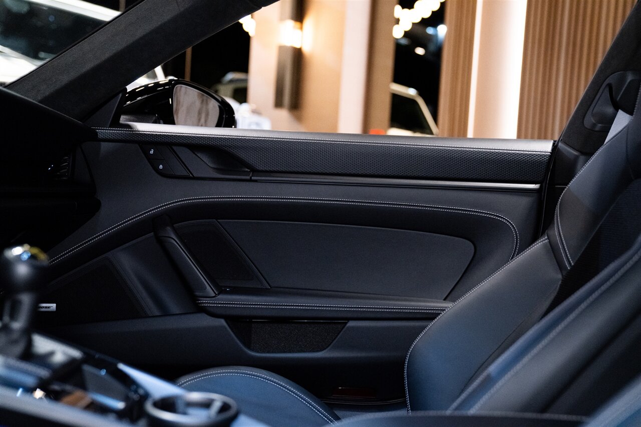 2022 Porsche 911 GT3 Touring - Photo 15 - Beverly Hills, CA 90212