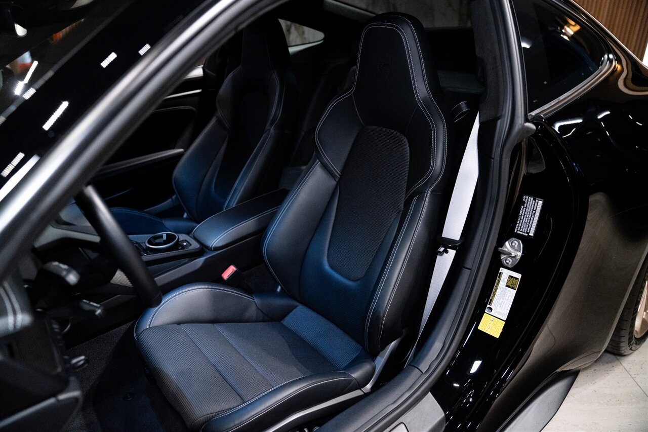 2022 Porsche 911 GT3 Touring - Photo 17 - Beverly Hills, CA 90212