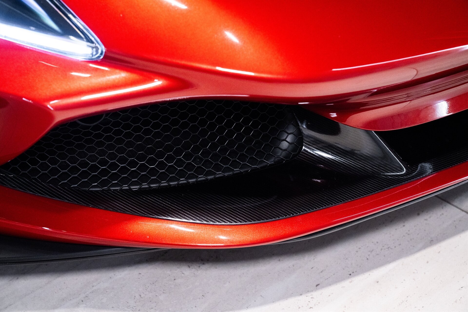 2022 Ferrari F8 Spider - Photo 9