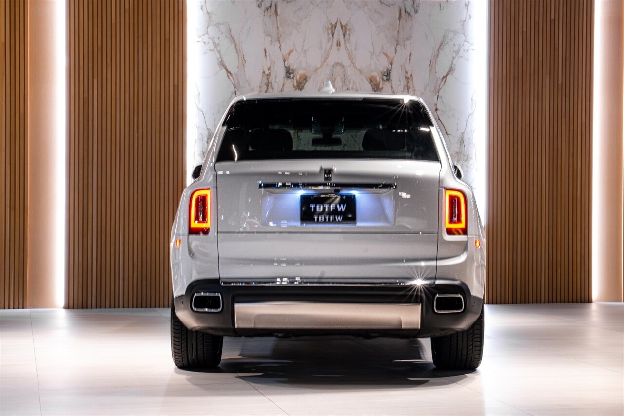 2023 Rolls-Royce Cullinan - Photo 7 - Beverly Hills, CA 90212