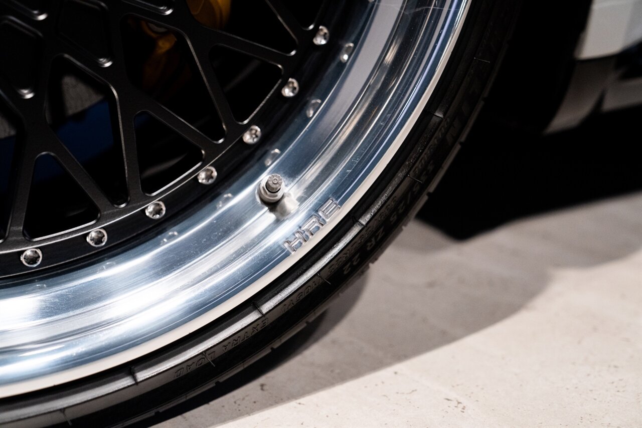 2022 Porsche 911 Turbo S   - Photo 27 - Beverly Hills, CA 90212