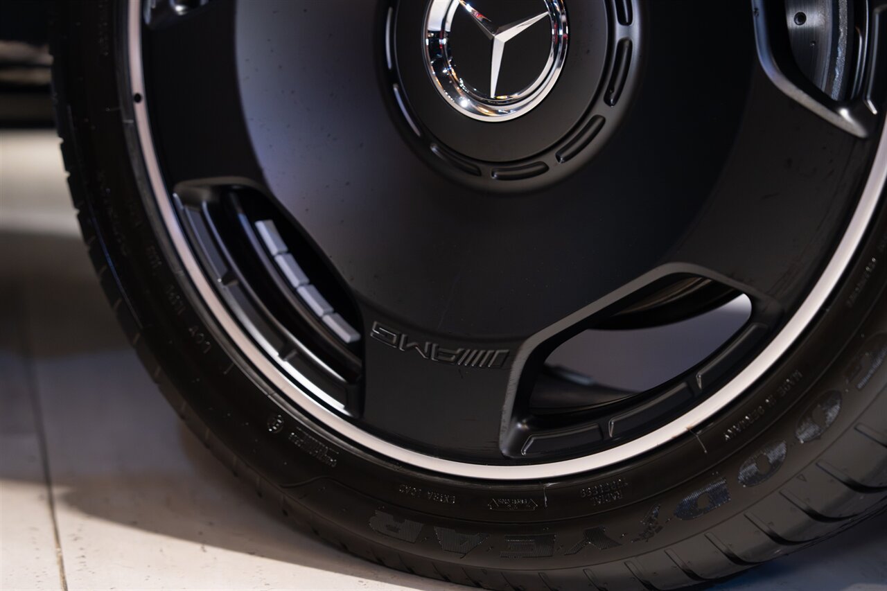 2027 Mercedes-Benz AMG G 63   - Photo 40 - Beverly Hills, CA 90212