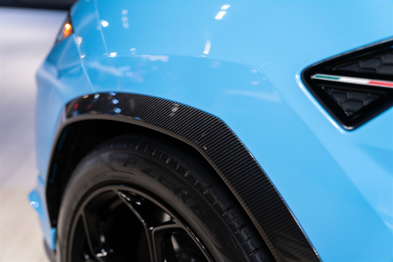 2024 Lamborghini Urus Performante   - Photo 14 - Beverly Hills, CA 90212