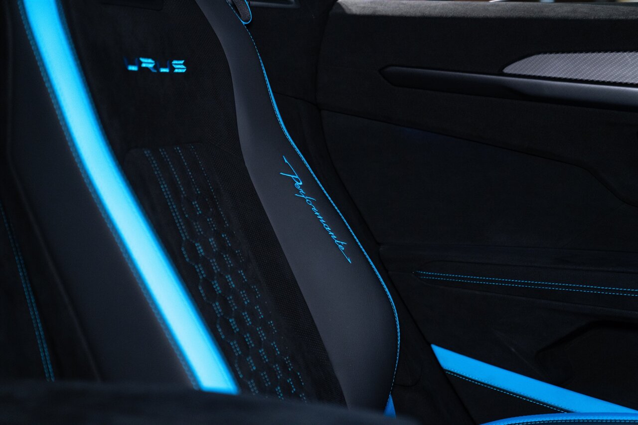 2024 Lamborghini Urus Performante   - Photo 38 - Beverly Hills, CA 90212