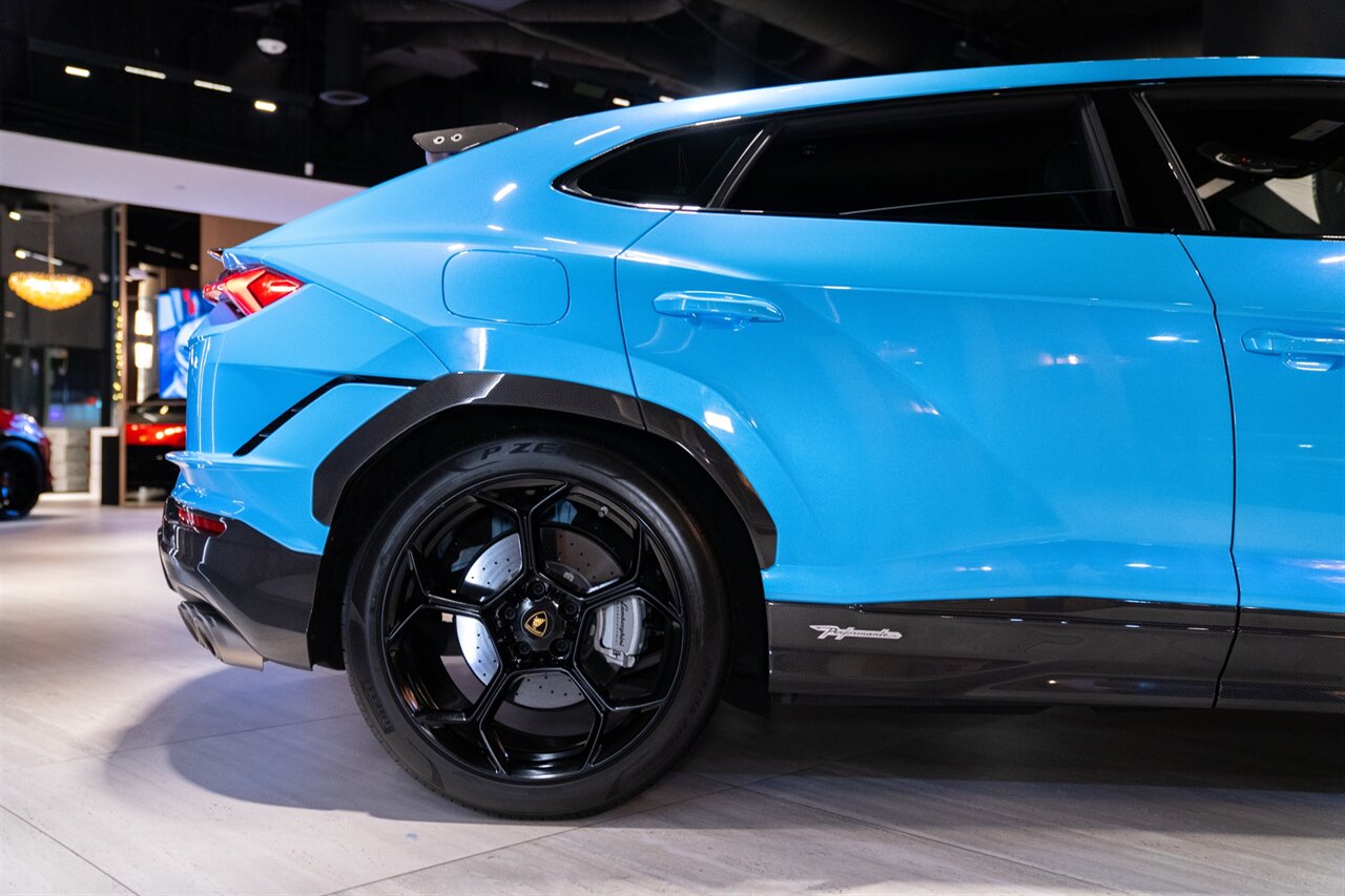2024 Lamborghini Urus Performante   - Photo 37 - Beverly Hills, CA 90212