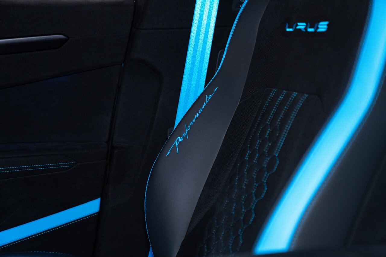 2024 Lamborghini Urus Performante   - Photo 26 - Beverly Hills, CA 90212
