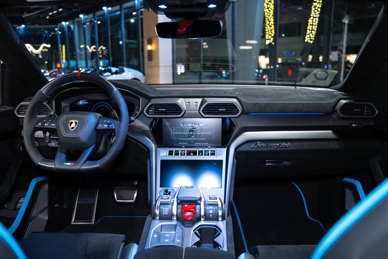 2024 Lamborghini Urus Performante   - Photo 44 - Beverly Hills, CA 90212