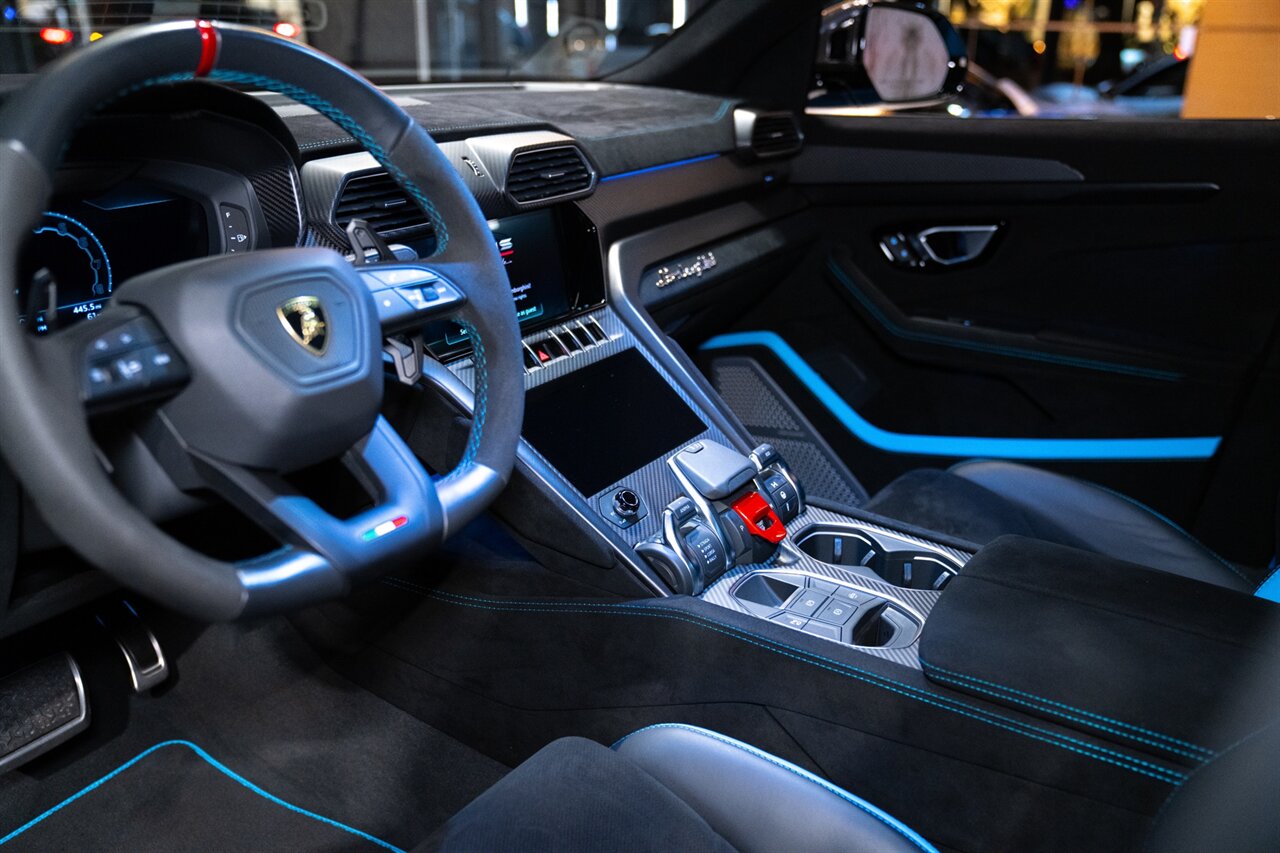 2024 Lamborghini Urus Performante   - Photo 42 - Beverly Hills, CA 90212