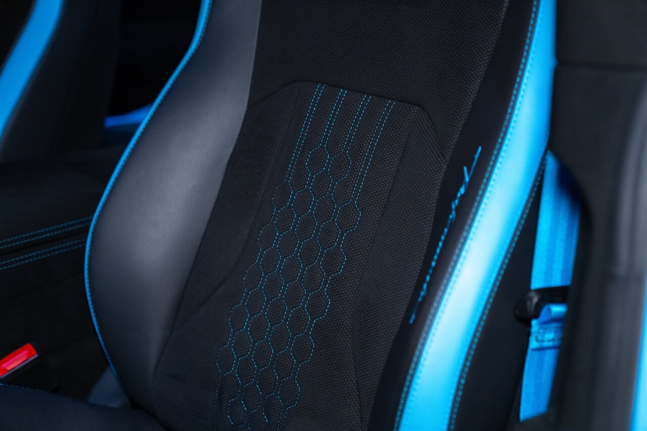 2024 Lamborghini Urus Performante   - Photo 21 - Beverly Hills, CA 90212