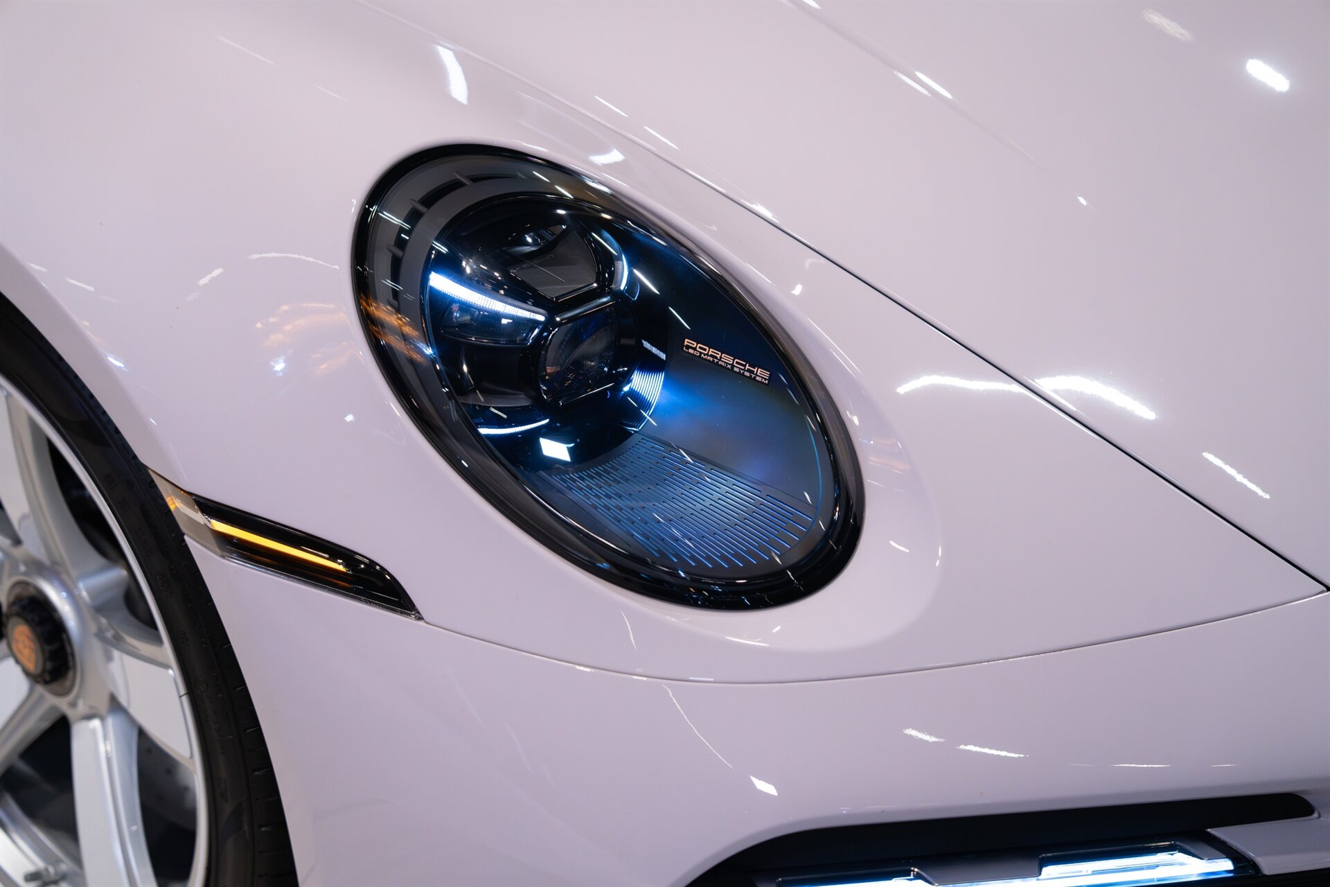 2025 Porsche 911 Turbo 50 Years - Photo 6