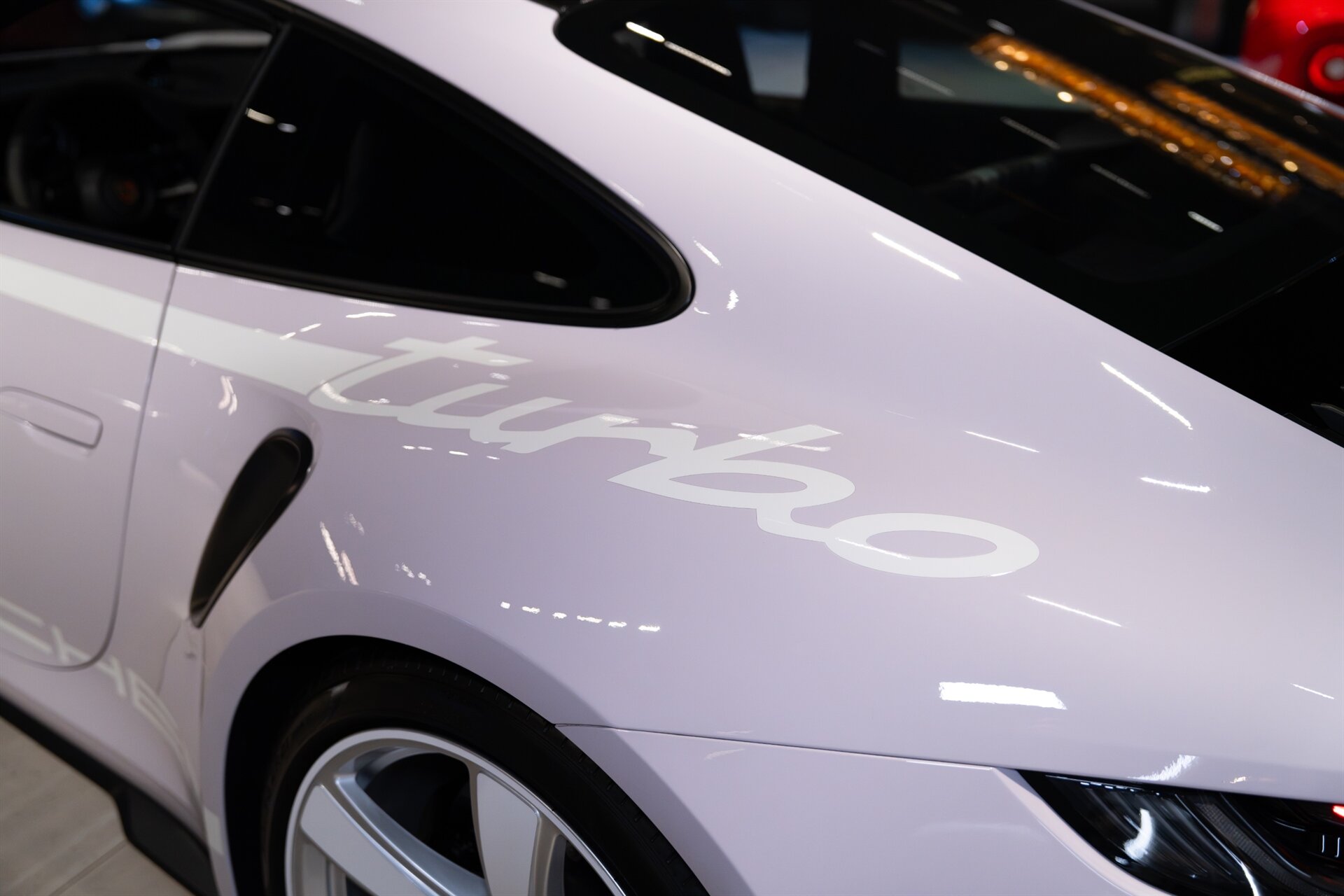 2025 Porsche 911 Turbo 50 Years - Photo 11
