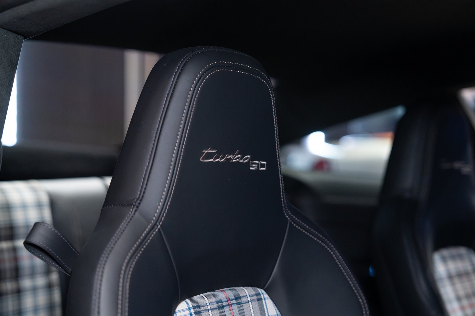 2025 Porsche 911 Turbo 50 Years - Photo 27