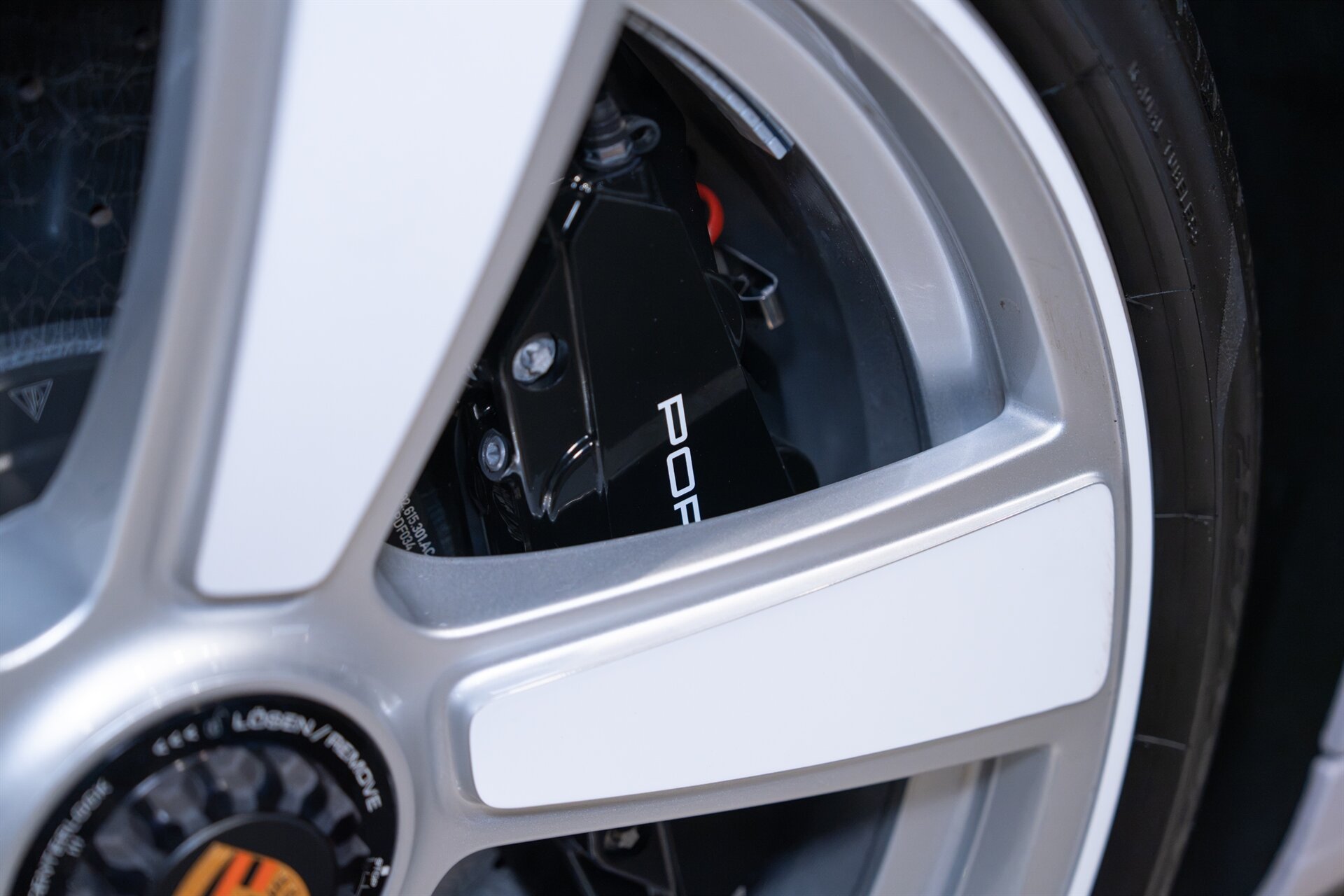 2025 Porsche 911 Turbo 50 Years - Photo 13