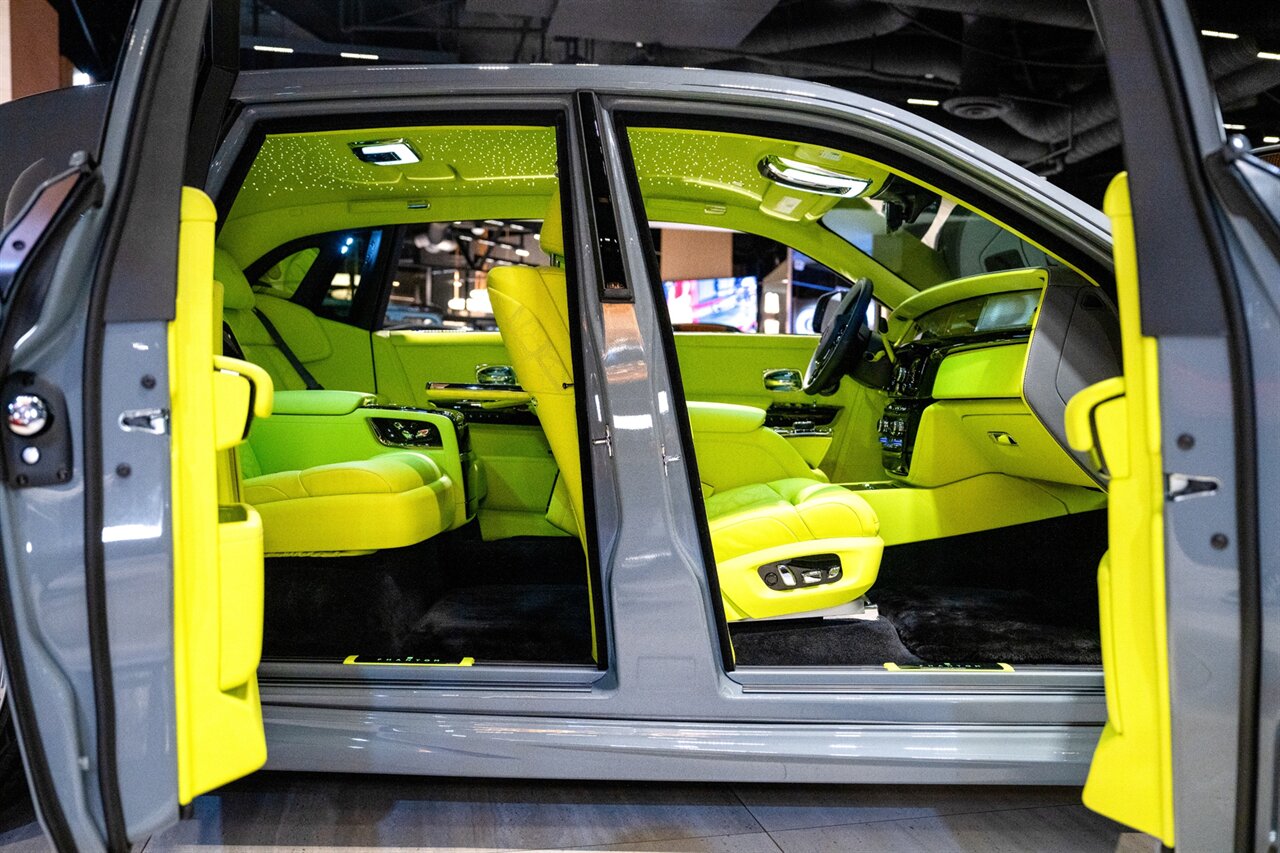 2027 Rolls-Royce Phantom Novitec - Photo 26 - Beverly Hills, CA 90212