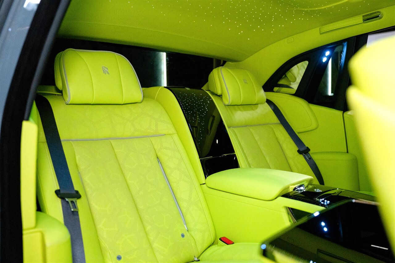 2027 Rolls-Royce Phantom Novitec - Photo 24 - Beverly Hills, CA 90212