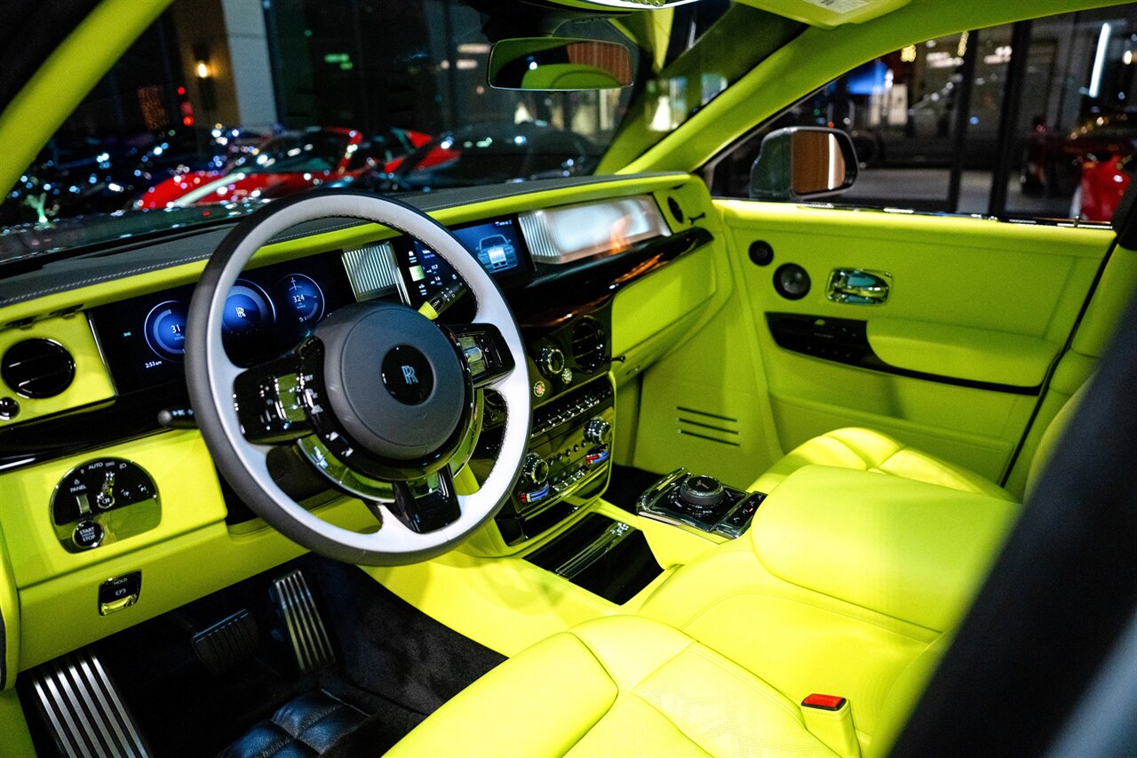 2027 Rolls-Royce Phantom Novitec - Photo 37 - Beverly Hills, CA 90212