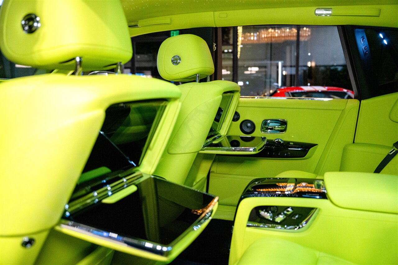 2027 Rolls-Royce Phantom Novitec - Photo 31 - Beverly Hills, CA 90212