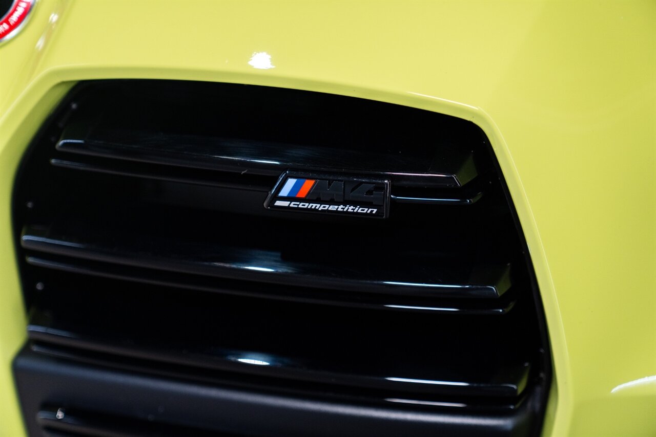 2025 BMW M4 Competition xDrive   - Photo 40 - Beverly Hills, CA 90212