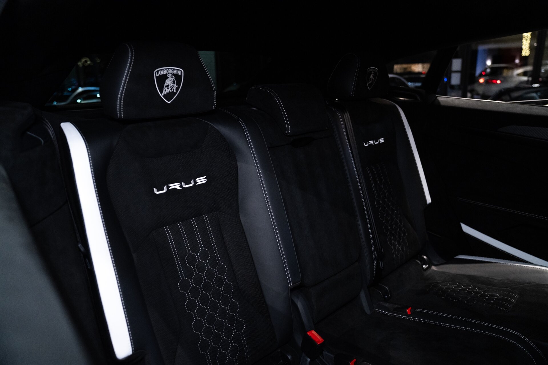 2023 Lamborghini Urus Performante - Photo 25