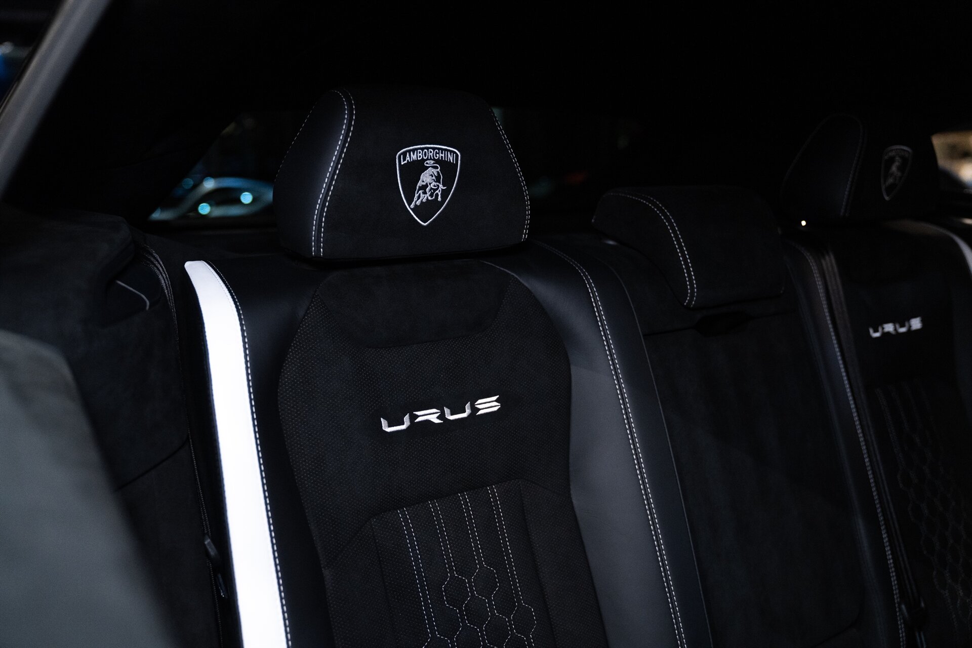 2023 Lamborghini Urus Performante - Photo 26