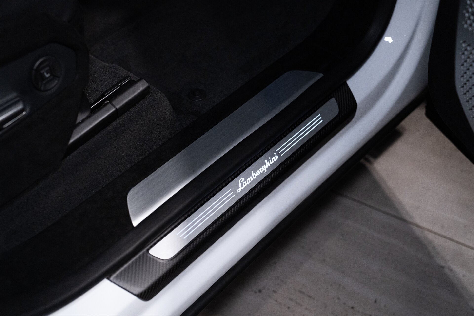 2023 Lamborghini Urus Performante - Photo 30