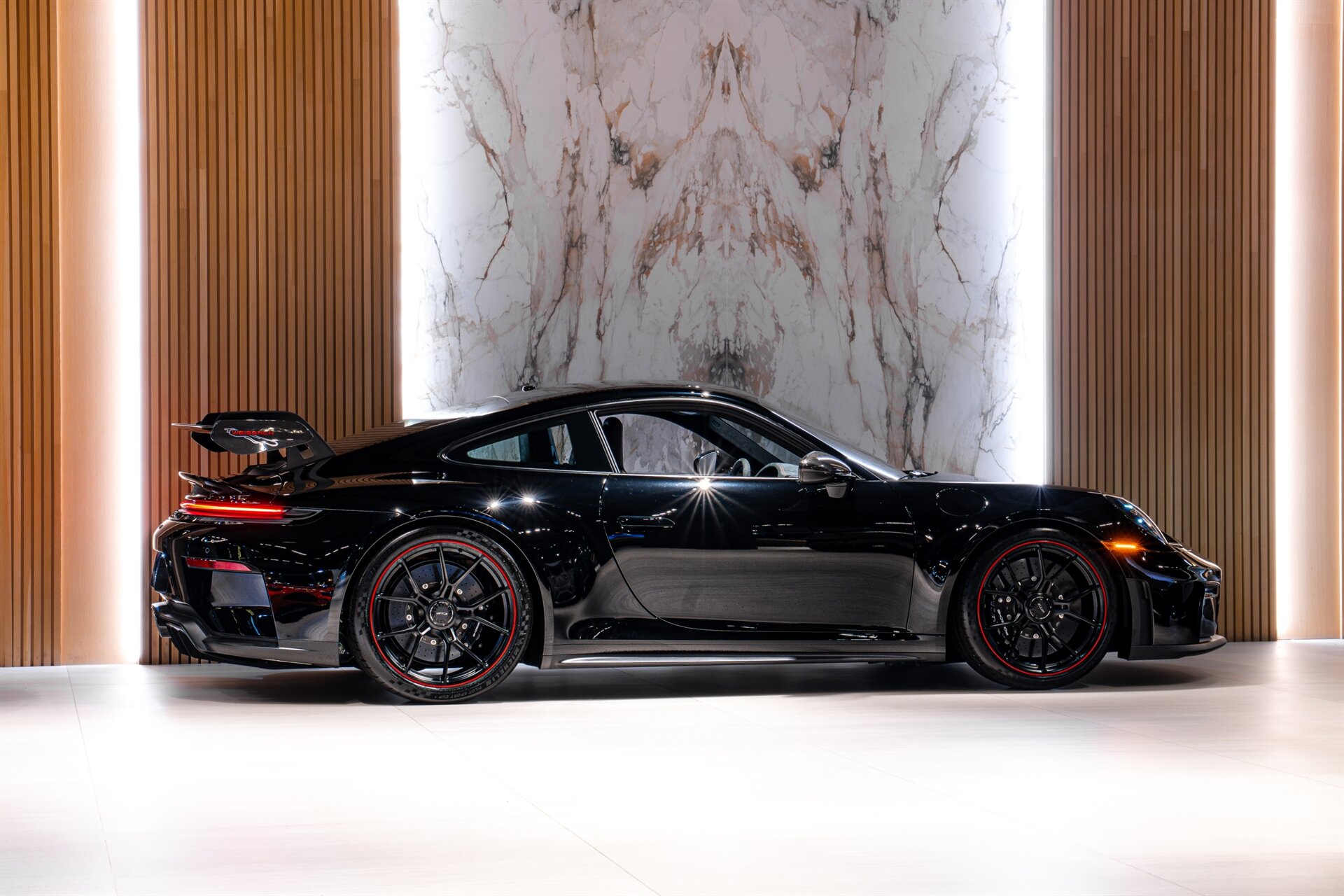2026 Porsche 911 GT3 - Photo 5