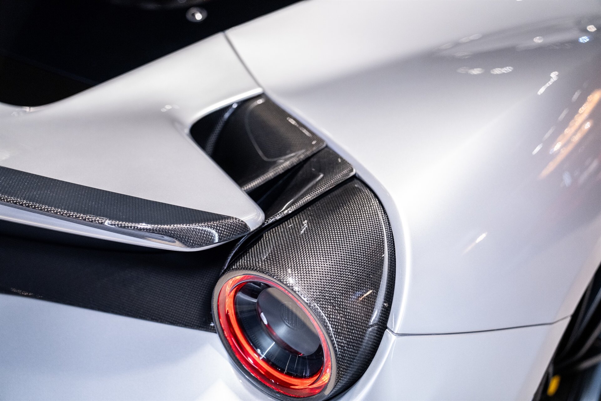 2020 Ferrari 488 Pista Tailor Made - Photo 24