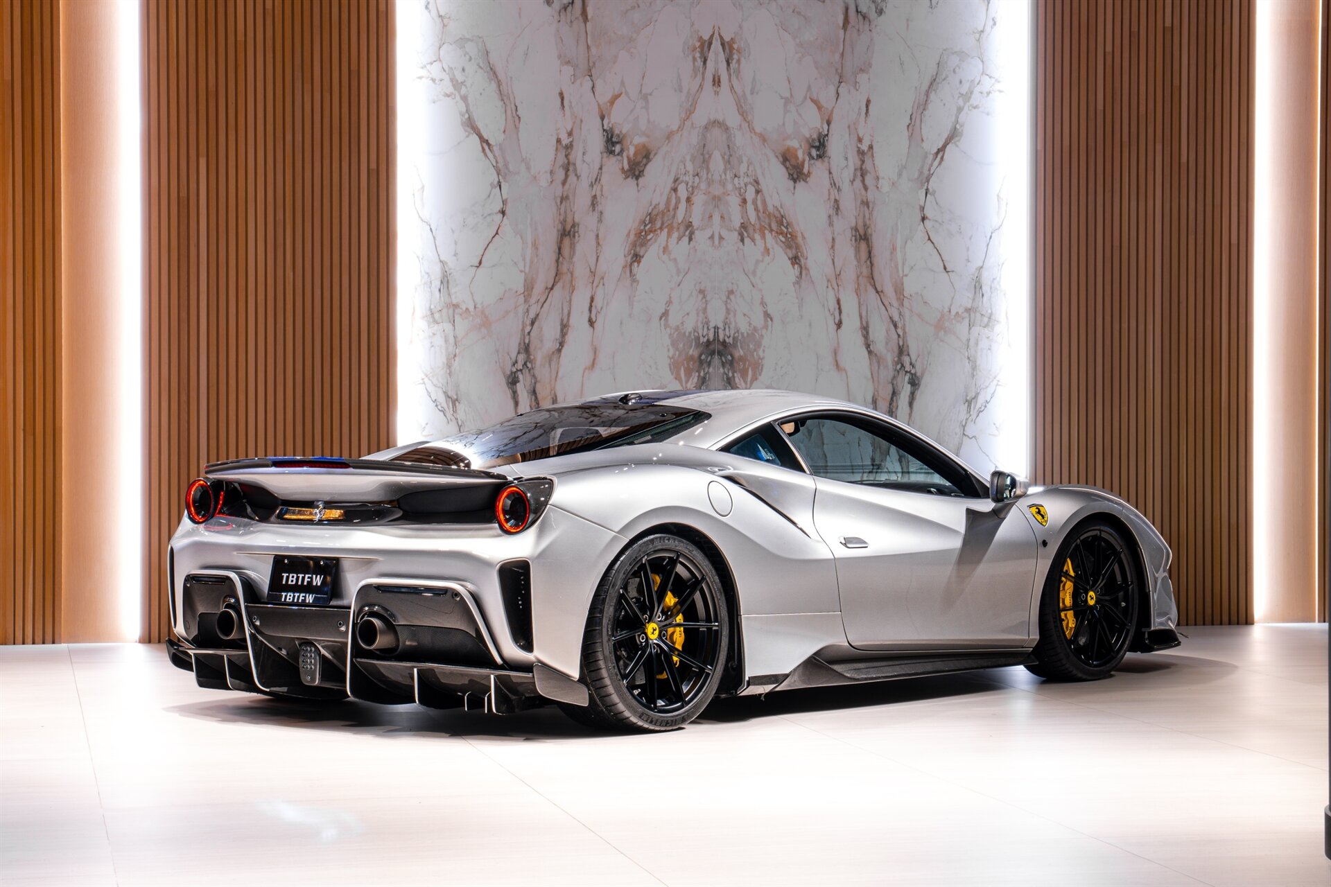 2020 Ferrari 488 Pista Tailor Made - Photo 4
