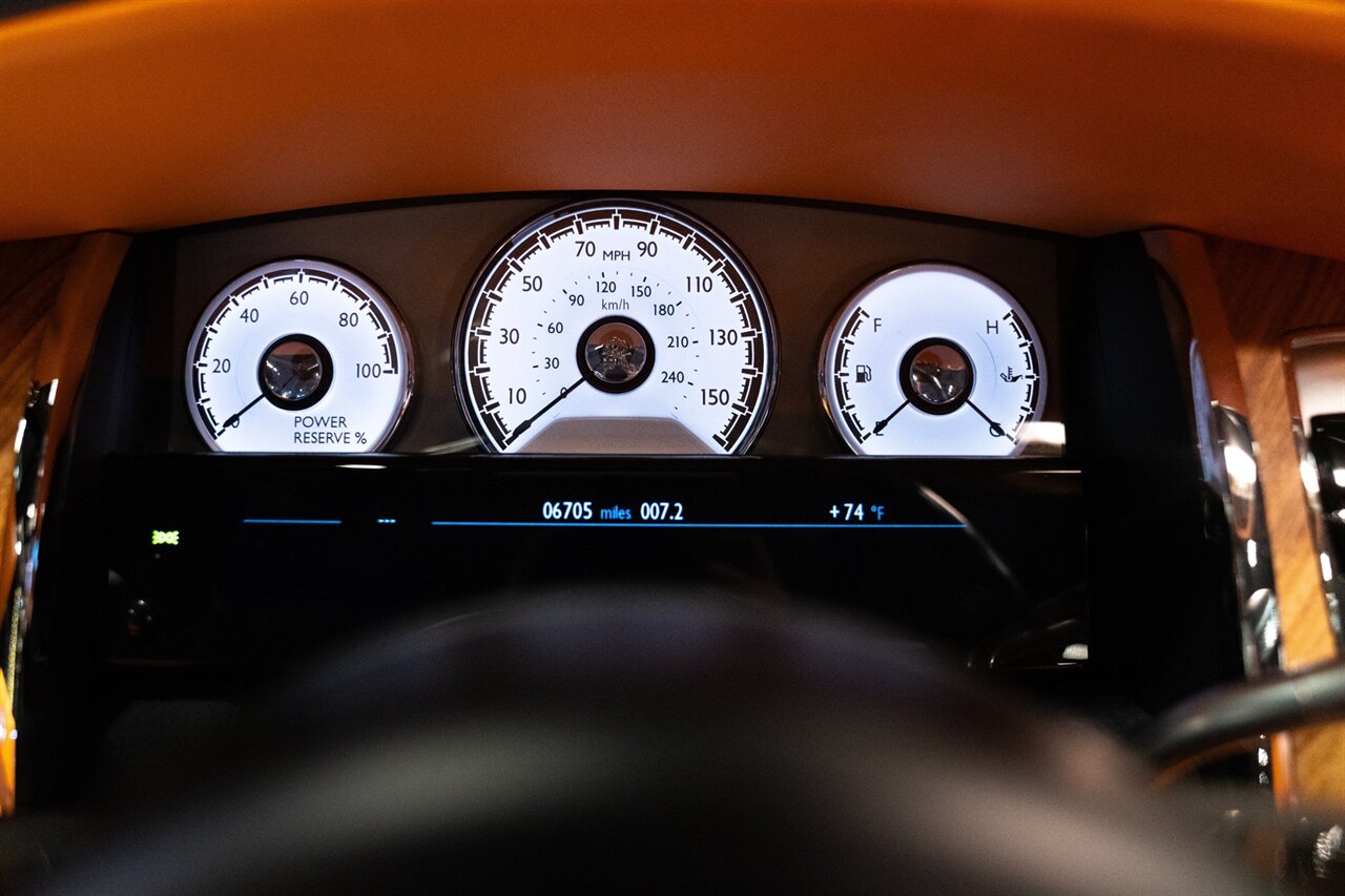 2021 Rolls-Royce Dawn   - Photo 13 - Beverly Hills, CA 90212
