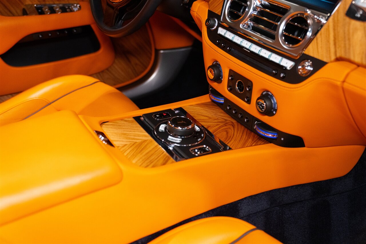 2021 Rolls-Royce Dawn   - Photo 7 - Beverly Hills, CA 90212
