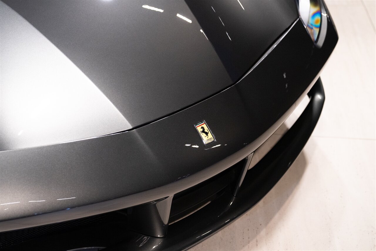 2018 Ferrari 488 Spider   - Photo 8 - Beverly Hills, CA 90212
