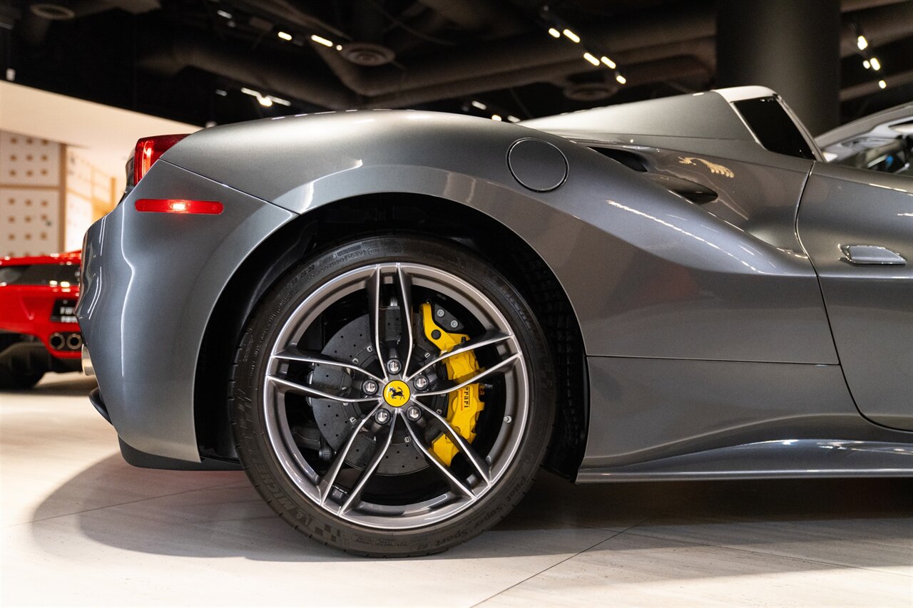 2018 Ferrari 488 Spider   - Photo 12 - Beverly Hills, CA 90212