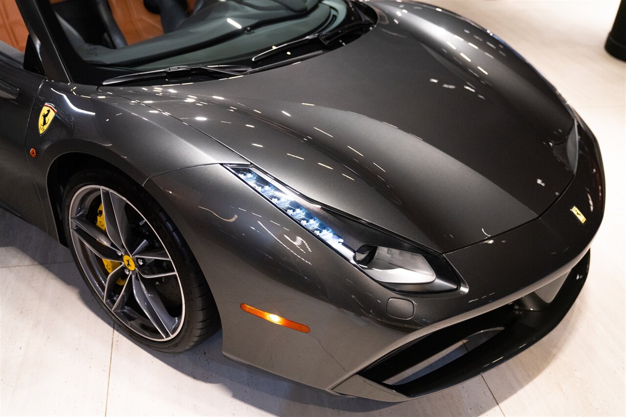 2018 Ferrari 488 Spider   - Photo 9 - Beverly Hills, CA 90212