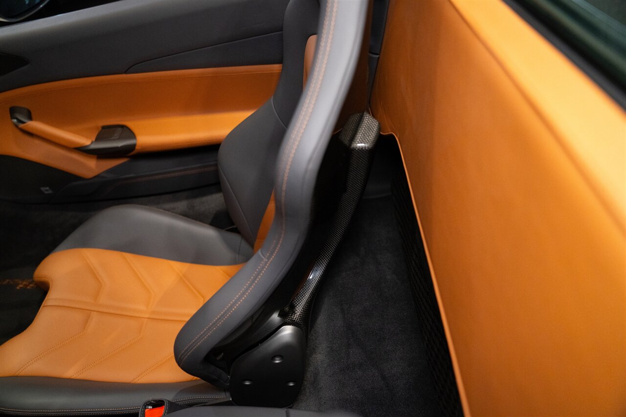 2018 Ferrari 488 Spider   - Photo 26 - Beverly Hills, CA 90212